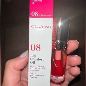 NWT Clarins Lip Comfort Oil - 08 Strawberry